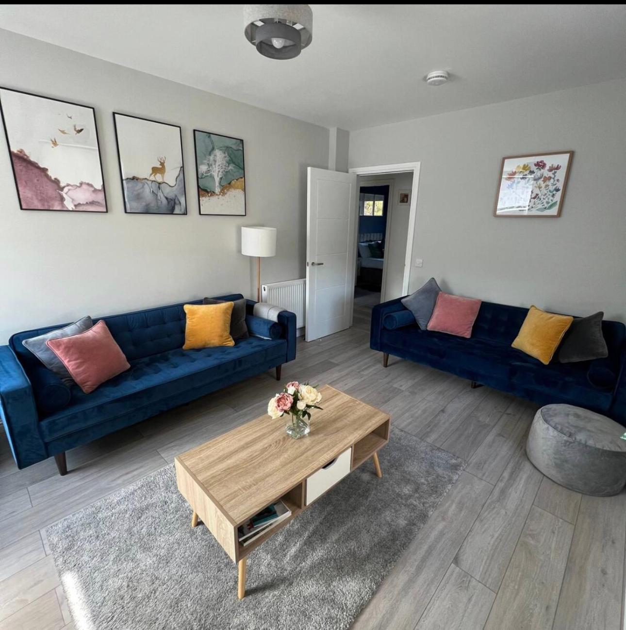 Stunning 2 Bedroom River View Apartment Perth Eksteriør bilde